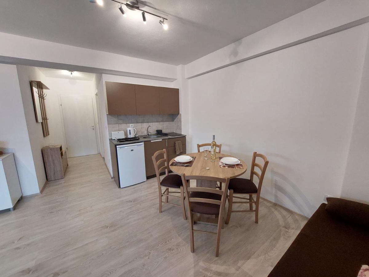 Dzusy Apartments Ohrid Exterior photo