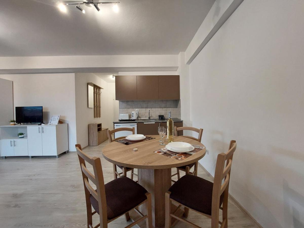 Dzusy Apartments Ohrid Exterior photo